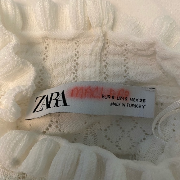 Zara white croquet blouse/sweater - Picture 3 of 3